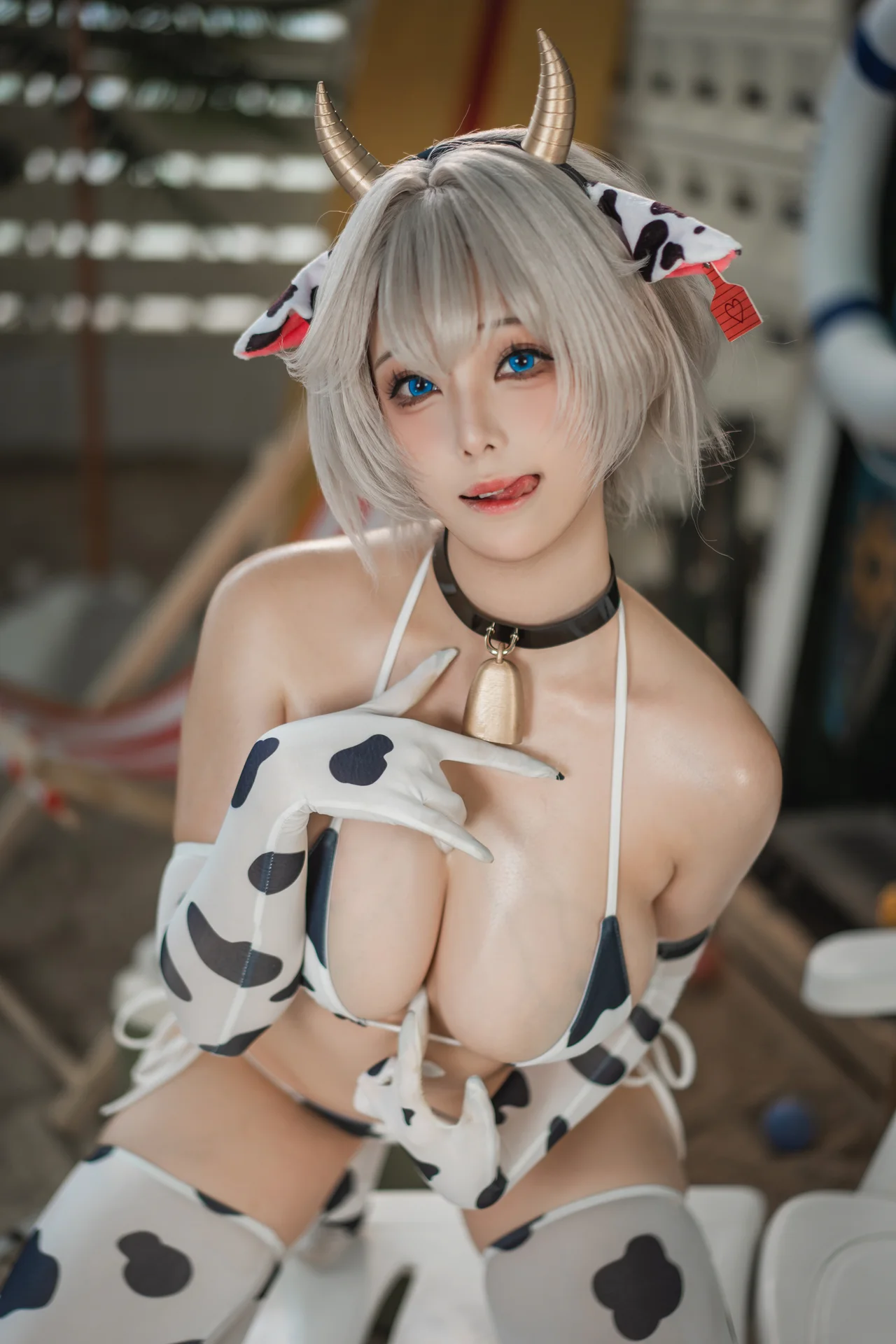 No.125 - 棕色尘埃奶牛 [173P 2V]