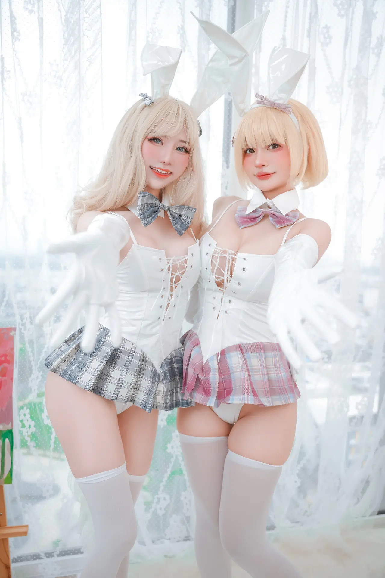 – White Bunny Girl (&Sally Dorasnow) [15P]