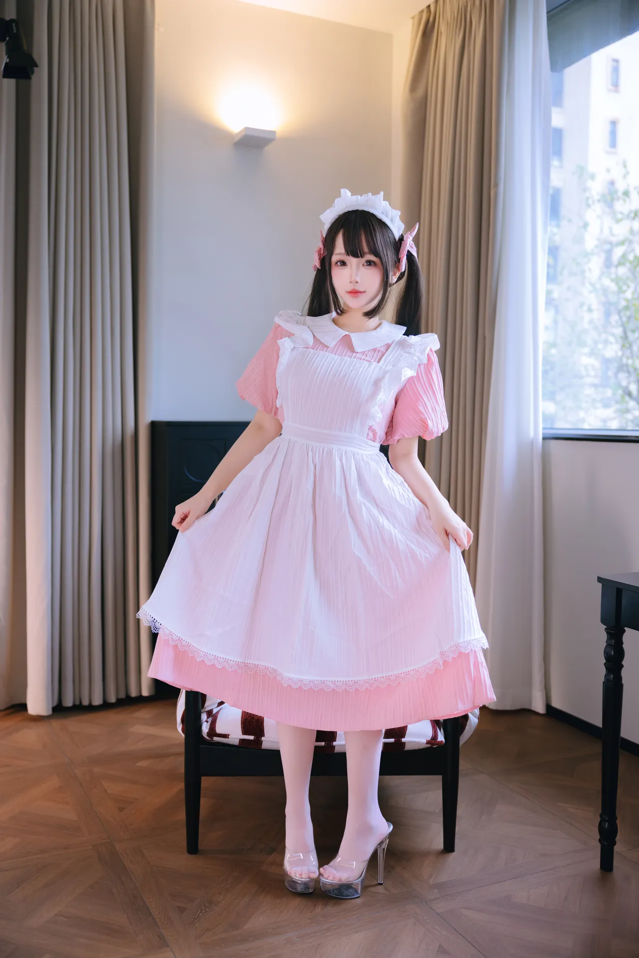 见习女仆 [224P 5V]