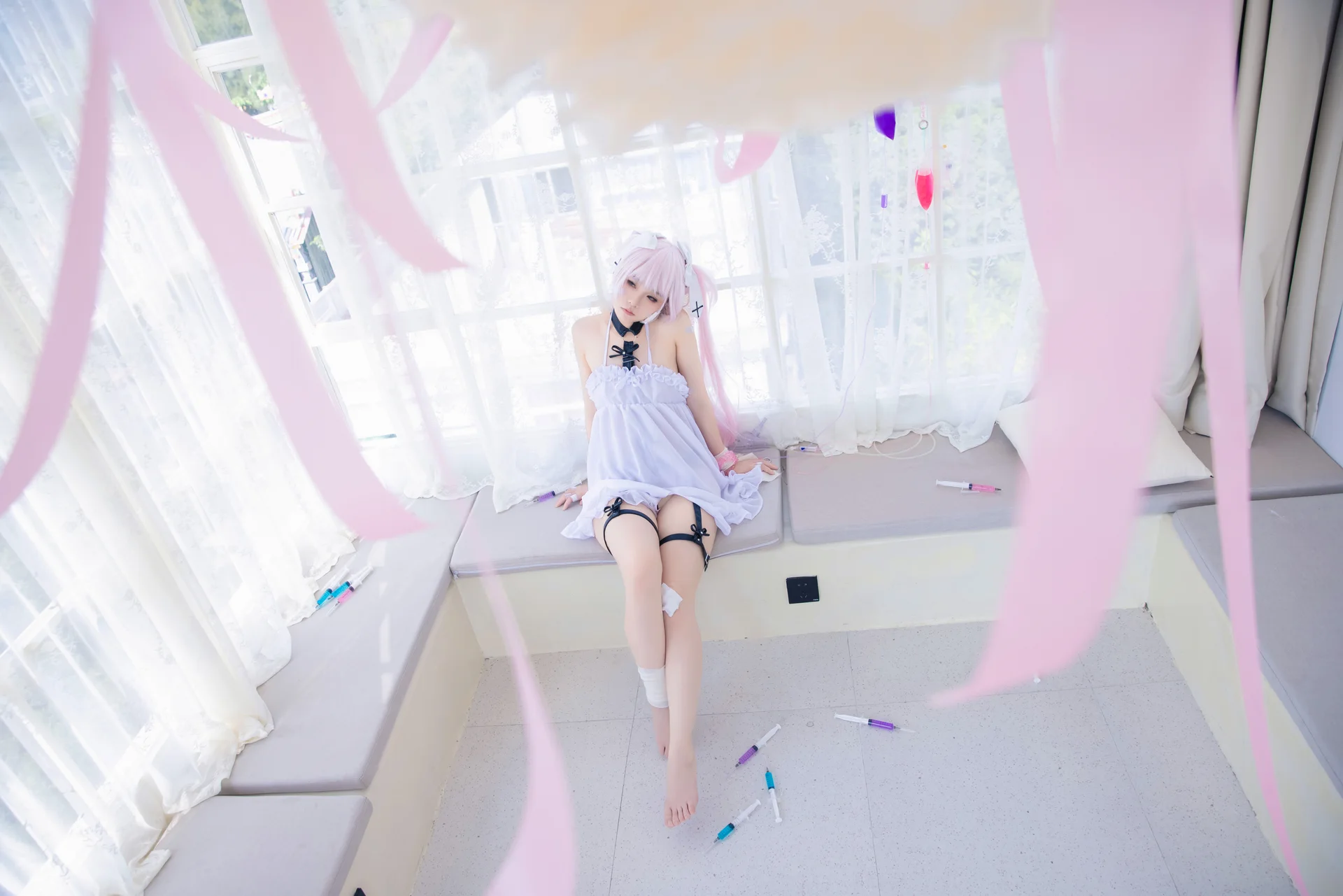 play room [31P]