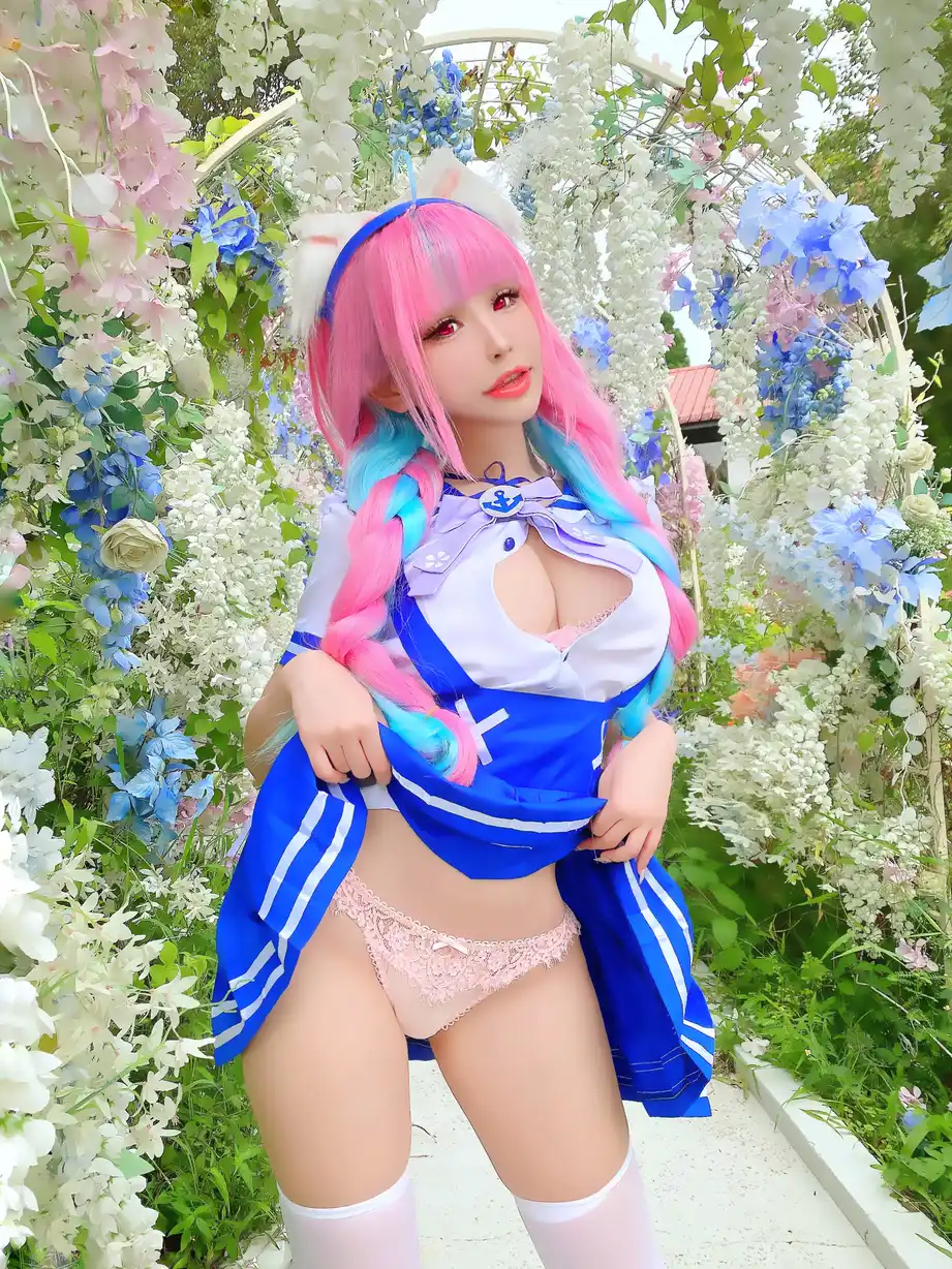 Minato Aqua [11P]