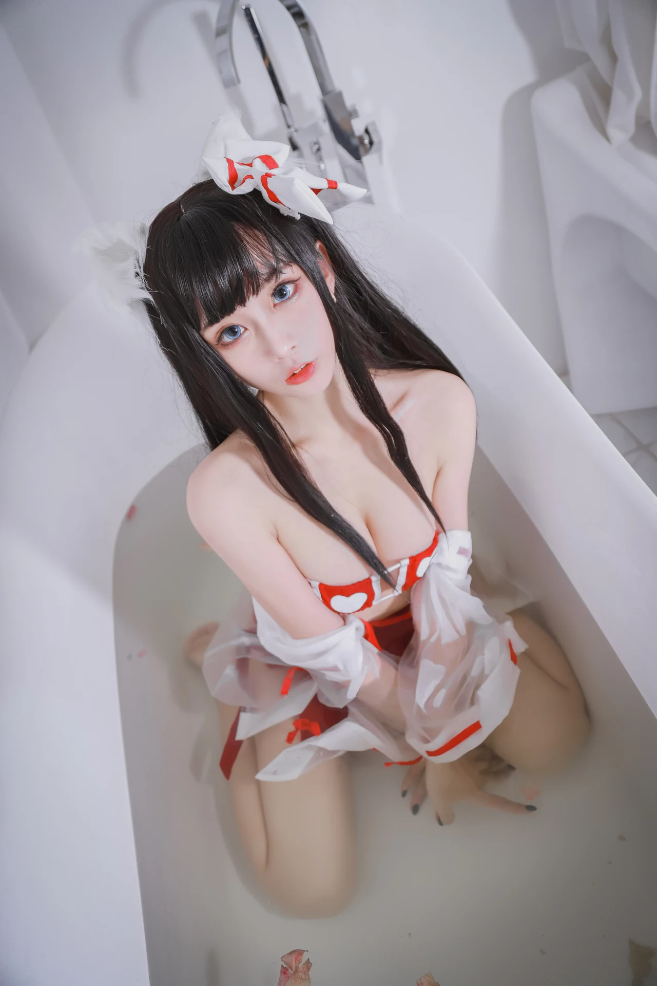 女巫 [18P]