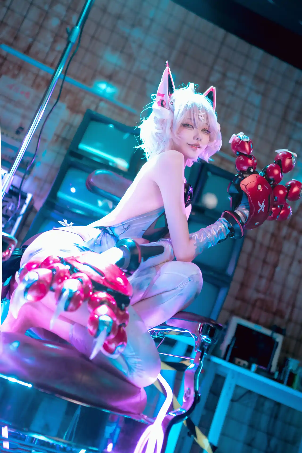 交错战线 绯猁 [31P]