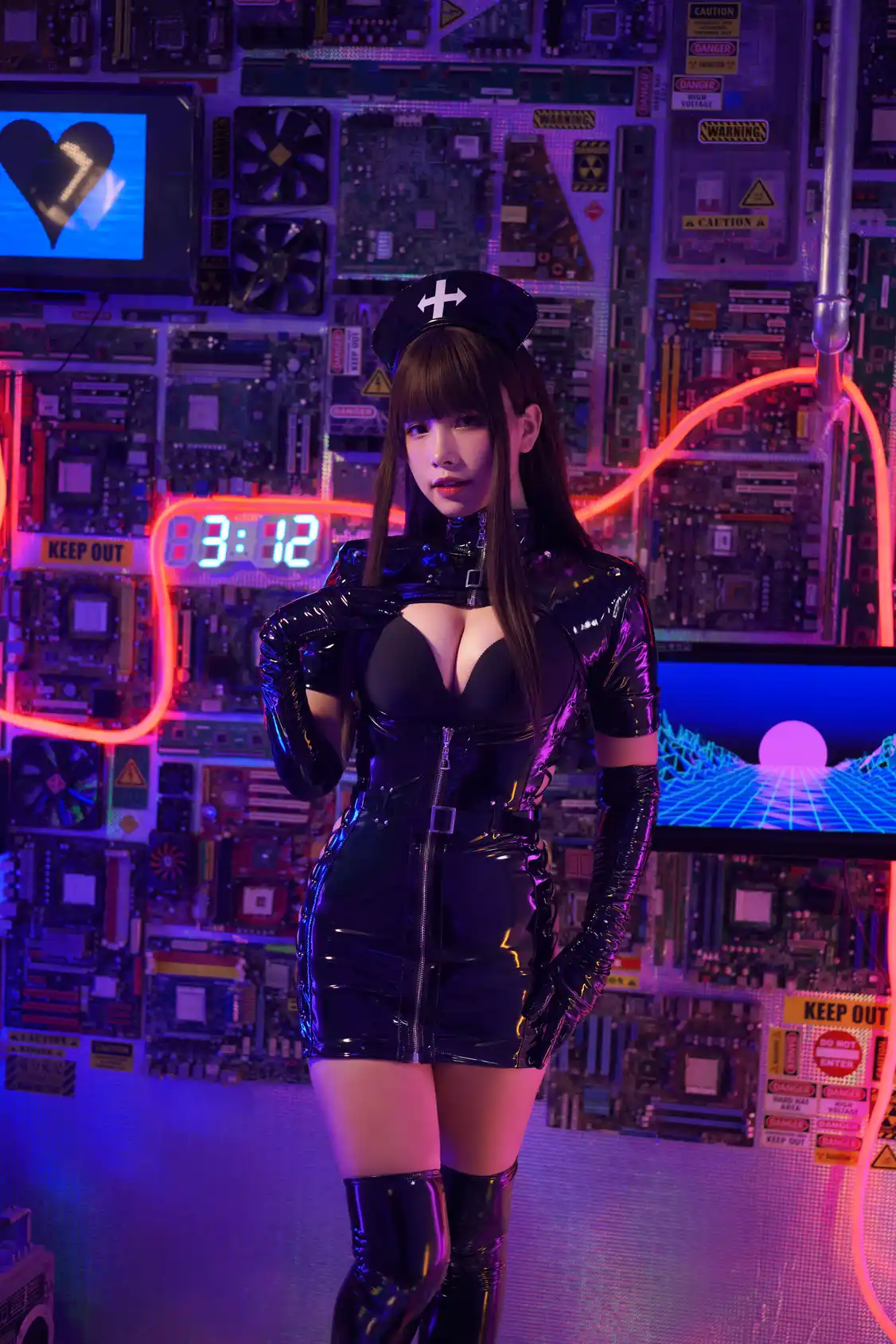 暗黑护士 [54P 5V]