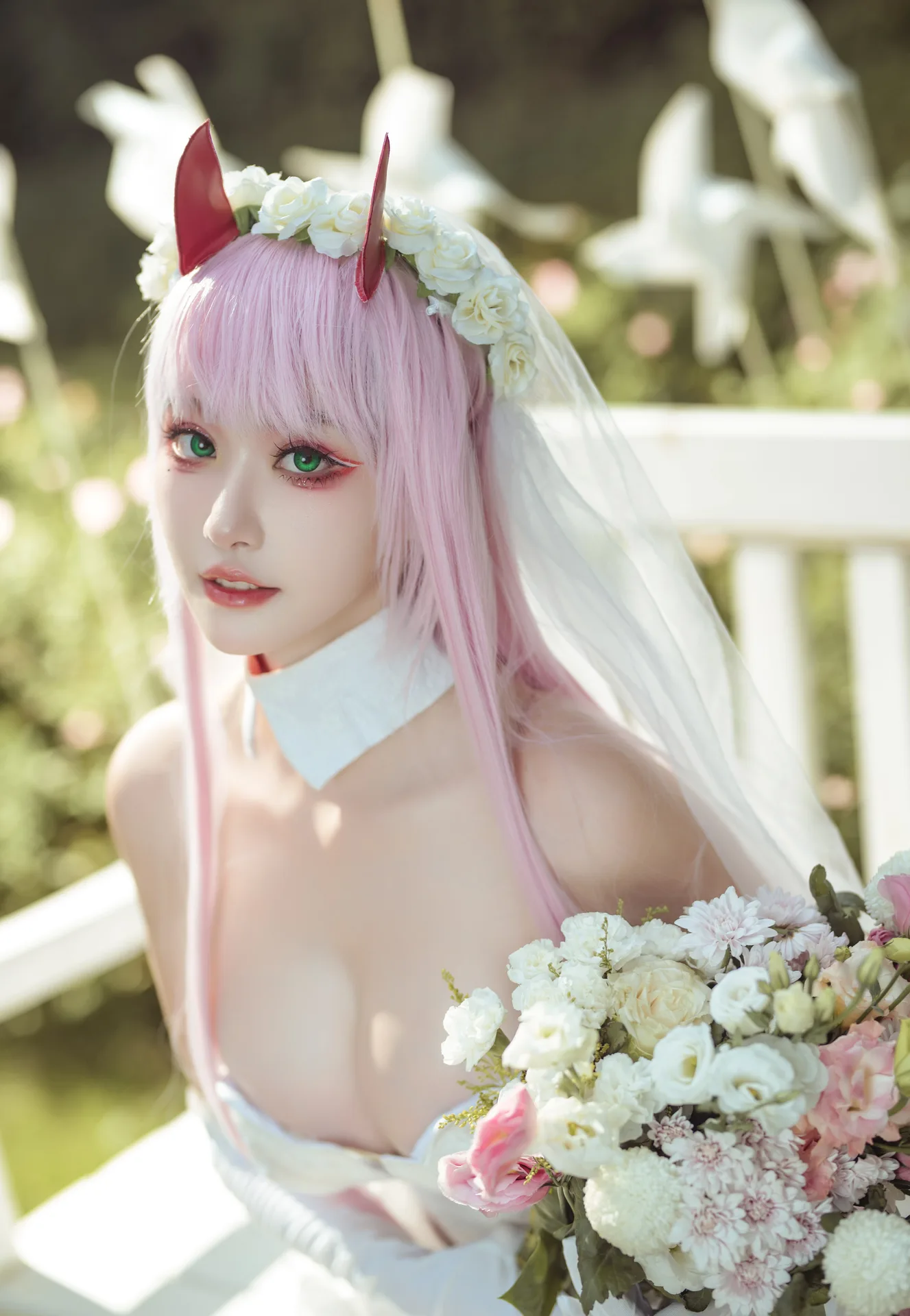 DARLING in the FRANXX [16P]